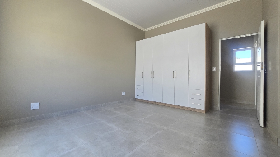 3 Bedroom Property for Sale in Laaiplek Western Cape